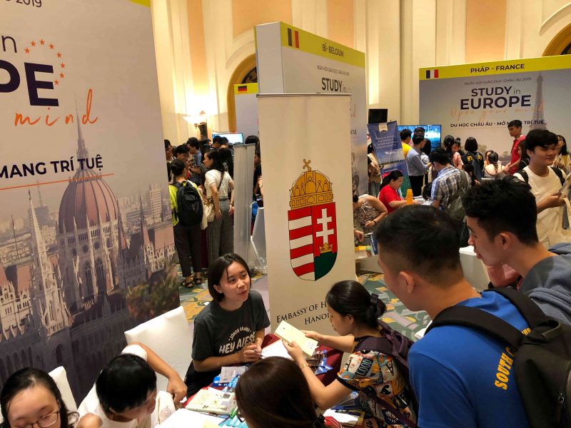 CETA Consulting Represented UNIDUNA (Hungary) at Education Fair: Study in Europe, Hanoi 2019